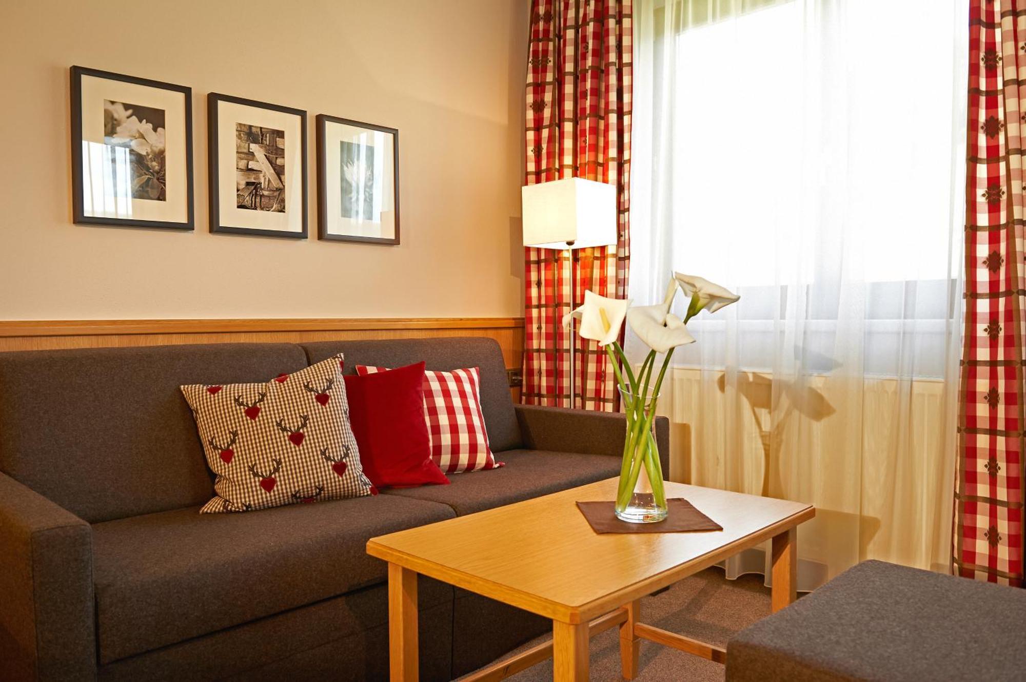 Hotel Waidmannsheil Флахау Номер фото