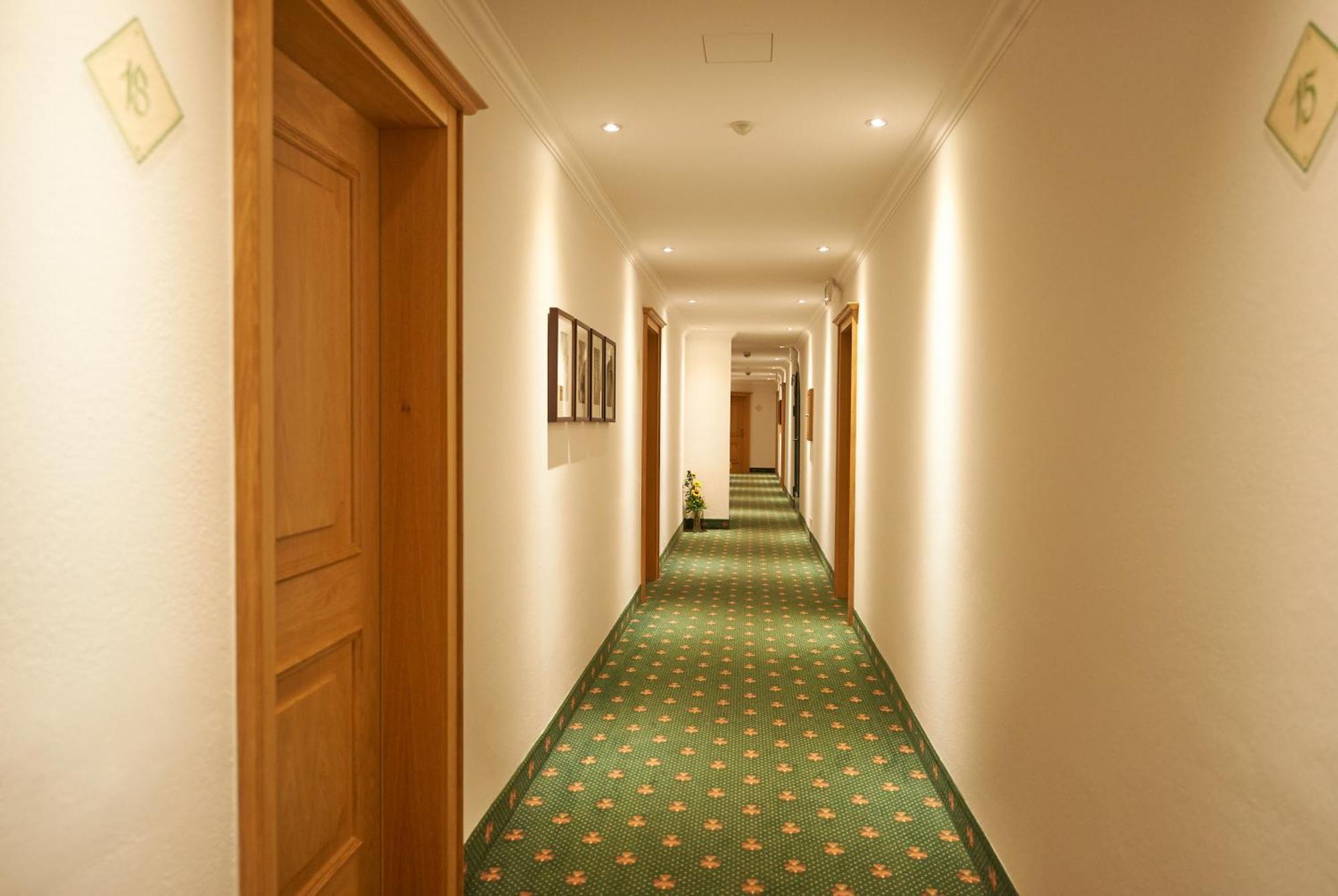 Hotel Waidmannsheil Флахау Экстерьер фото