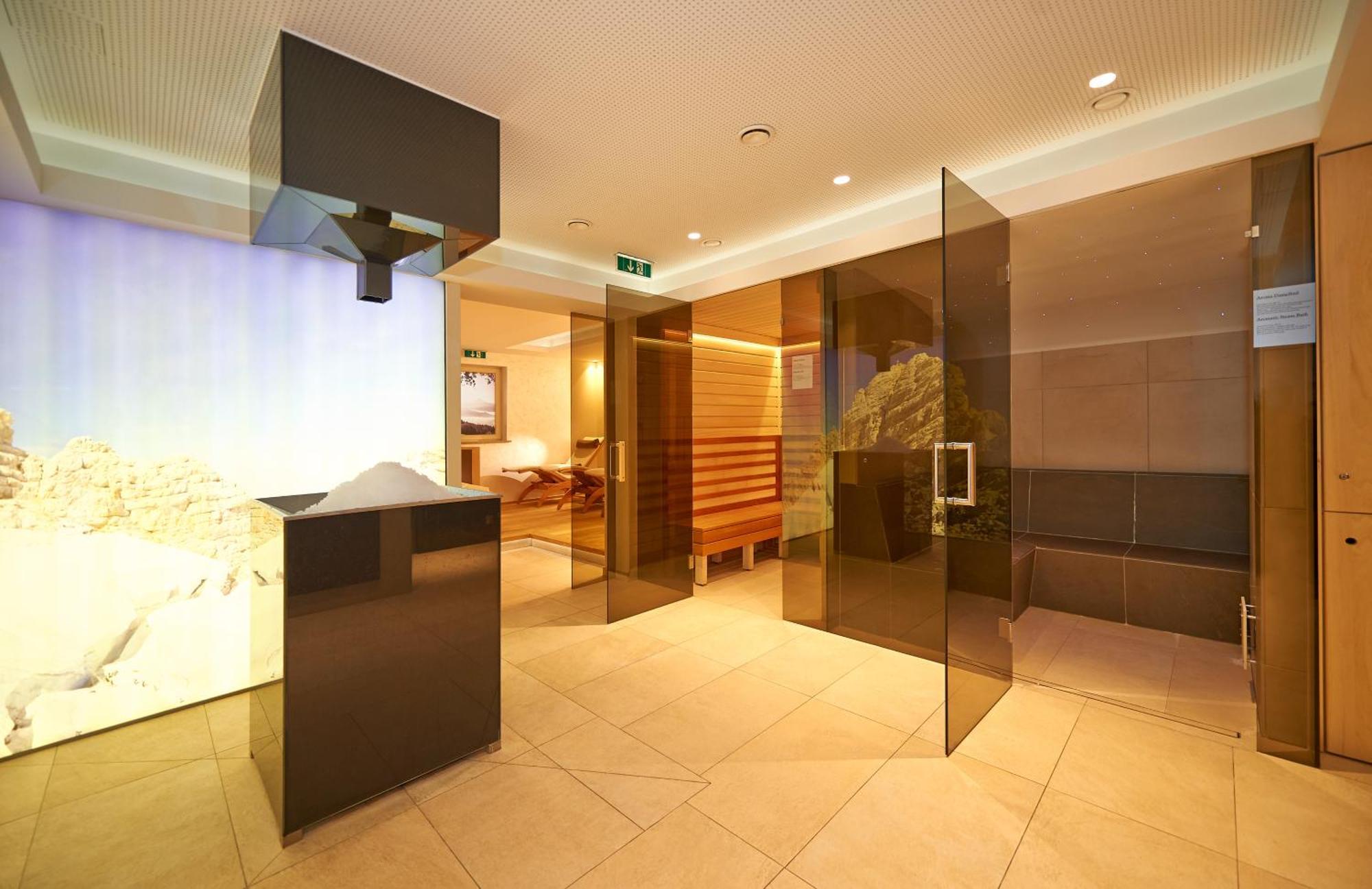 Hotel Waidmannsheil Флахау Экстерьер фото